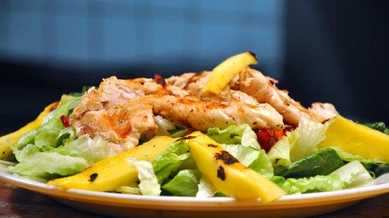 Topper's Restaurant & Bar